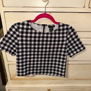 Cropped checkered shirt